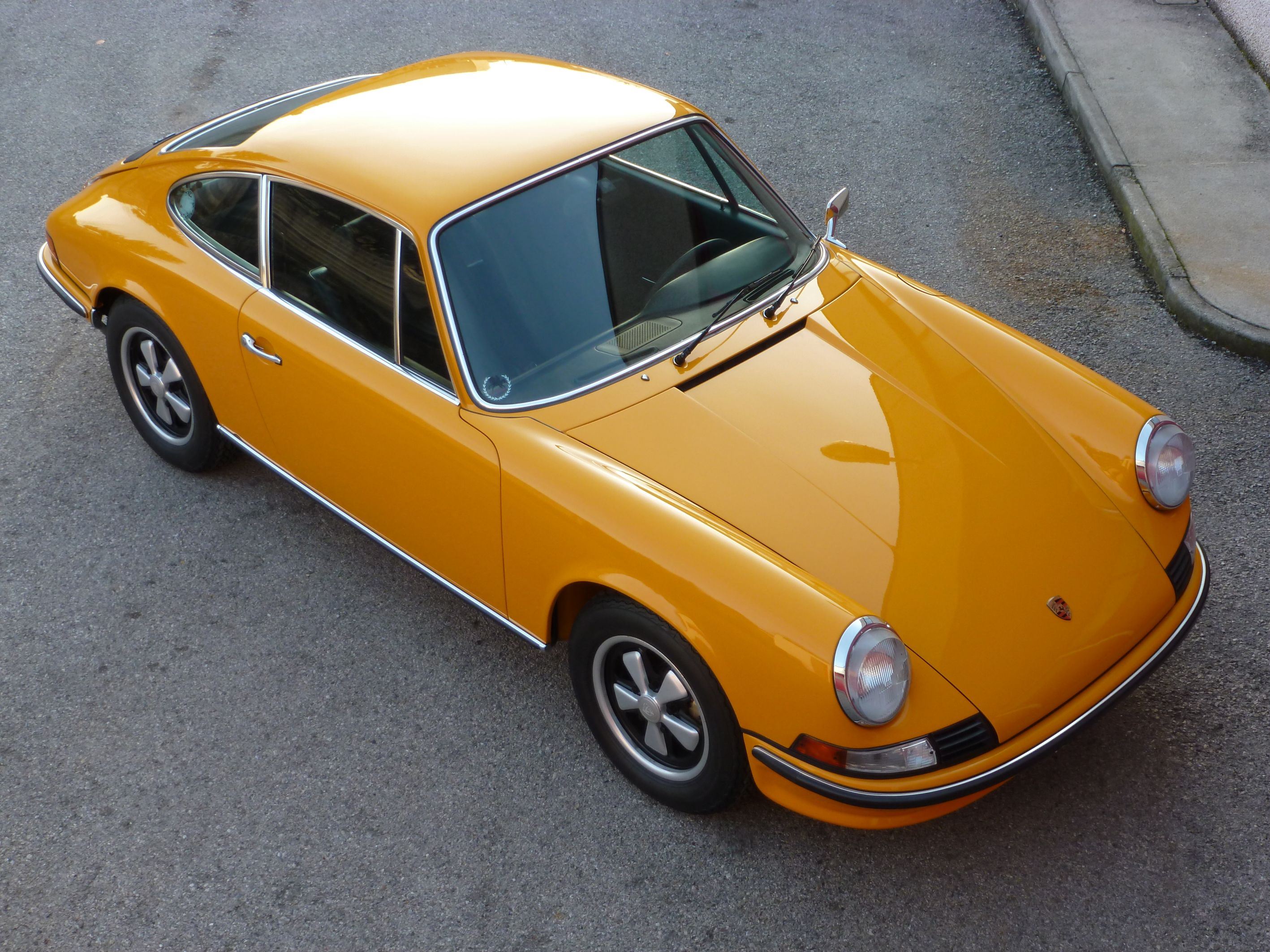 Porsche 911 2,4 S